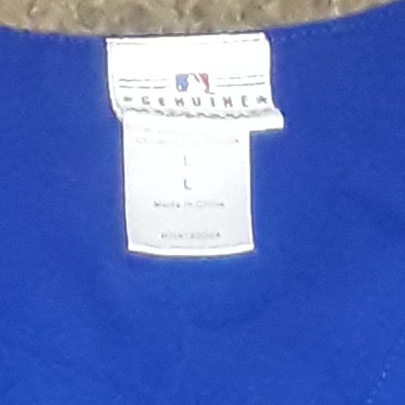 CUBS scrub top - Picture 2 of 3